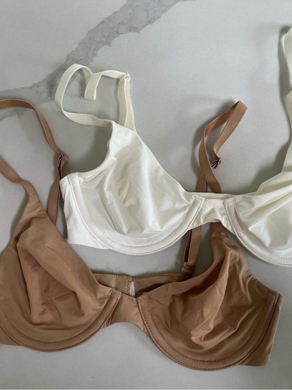 Set/2 Gap Body Favorite T Shirt Bras